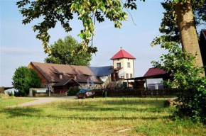 Отель Agroturystyka nad jeziorem Sopień   Бжозе